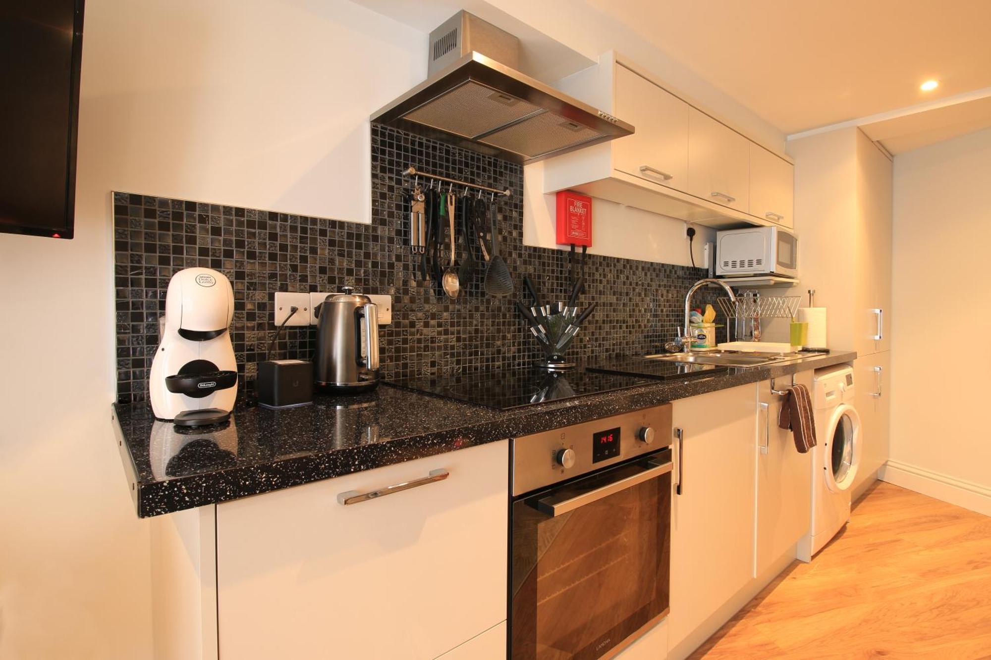 Streamside Apartments ヨービル エクステリア 写真